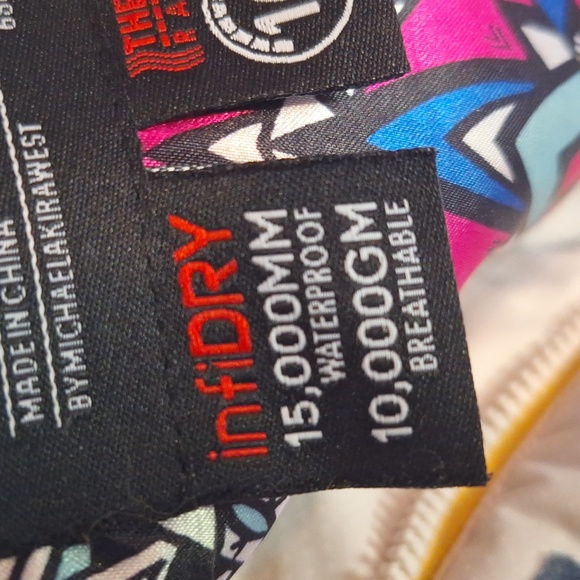 Cream w/ denim detail, Women's x-sm 686 Snow Sports Jacket 15k mm Waterproof - Picture 6 of 16